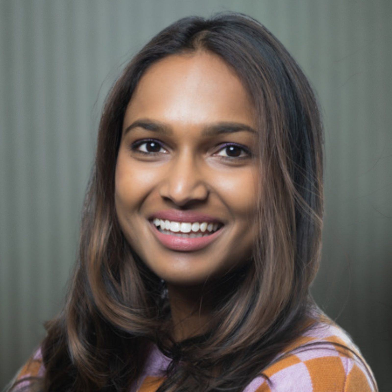 Dr Kulathevy Tewari
