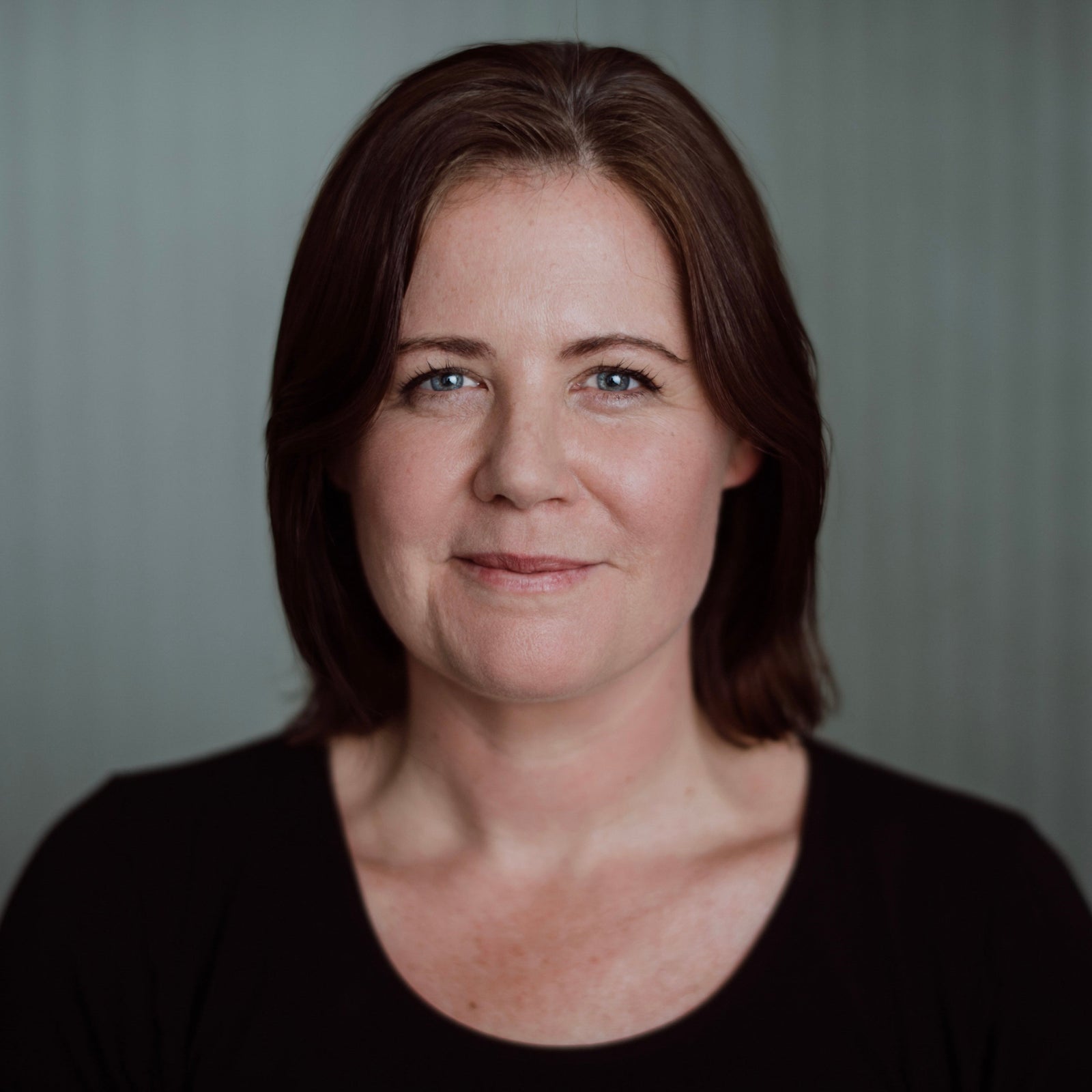 Dr. Helen Gibbons