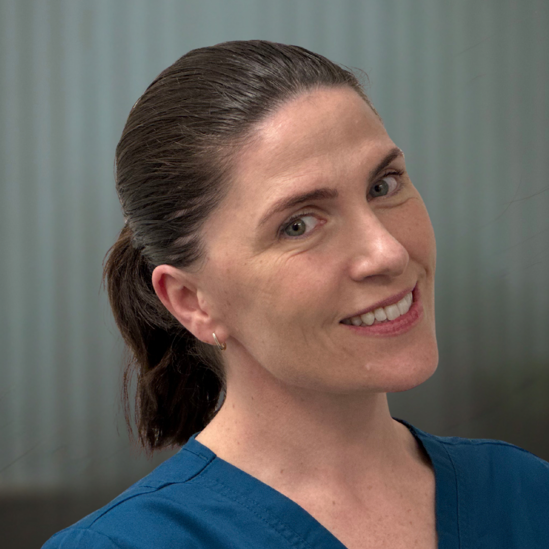 Dr Georgina East